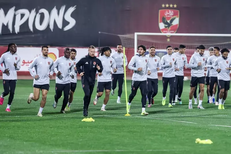 الأهلي يختتم استعداداته لمواجهة سموحة.. وتريزيجيه وزيزو يواصلان تنفيذ البرنامج التأهيلي 